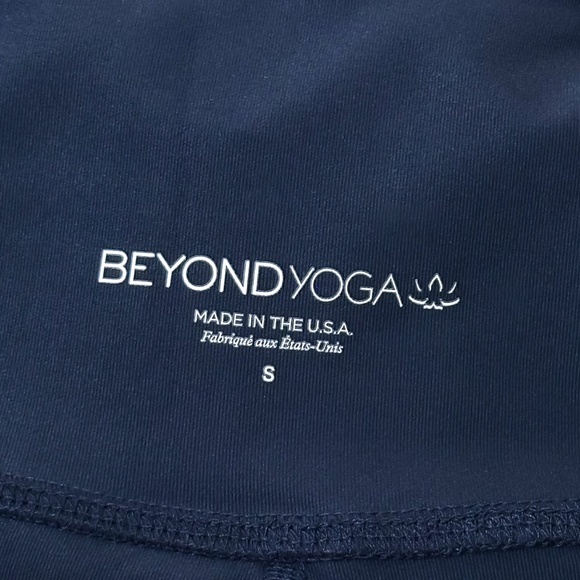 Beyond Yoga Twinkle High Waisted 7/8 Yoga Leggings in Nocturnal Navy Twinkle S - Picture 11 of 11